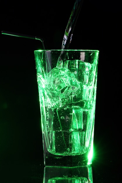 Cocktail con acido verde