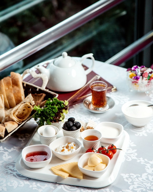 Colazione con tè nero