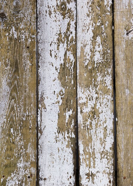 Colore sbucciato di struttura in legno