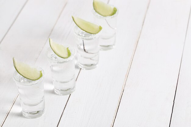 Colpi di tequila con lime