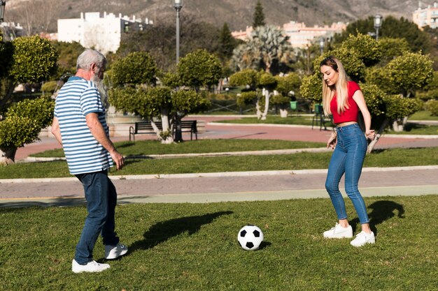 Colpo lungo di padre e figlia