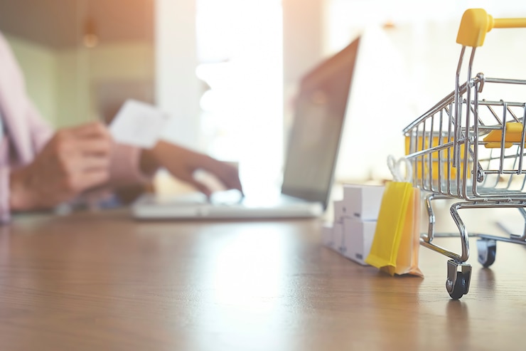 Foto gratuito commerce spingere ecommerce negozio carrello supermercato