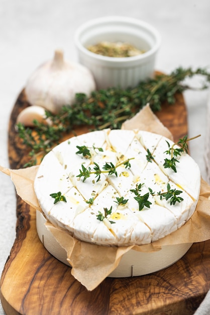 Composizione con primo piano delizioso pasto di cibo locale