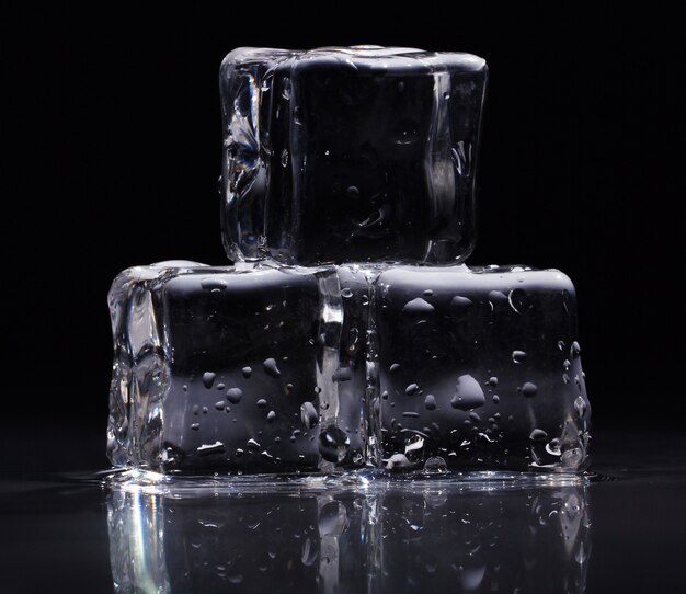 Composizione di cubetti di ghiaccio