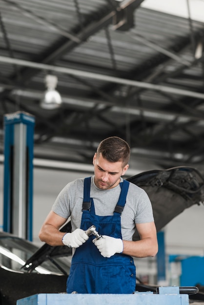 Composizione di meccanica dell&#39;automobile moderna