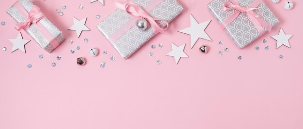 Composizione festiva in natale con copia spazio