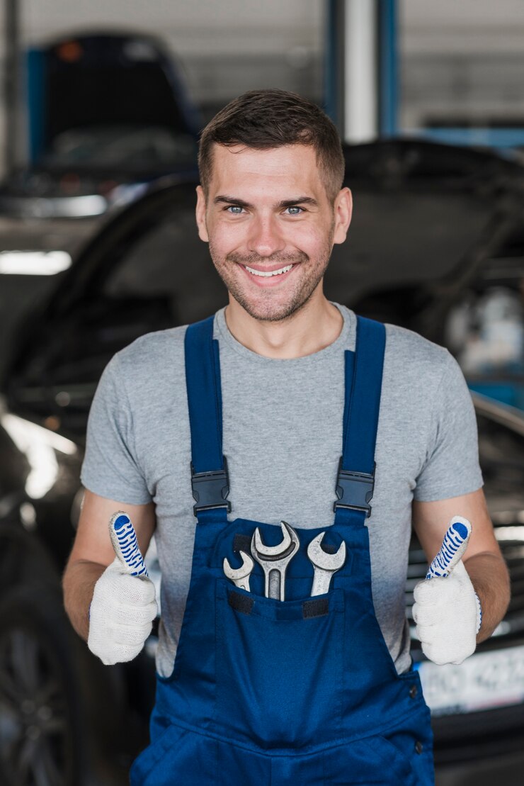 Foto gratuito composizione meccanica automobilistica moderna