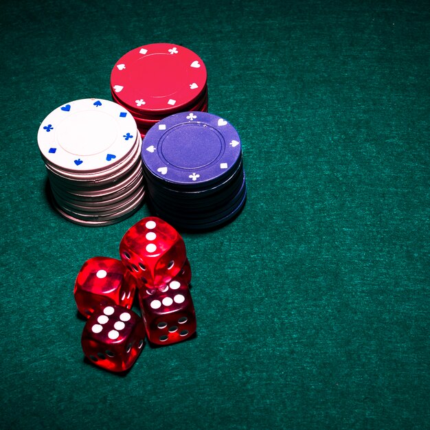 Composizione moderna delle carte da poker