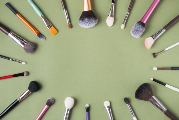 Composizione moderna per il trucco