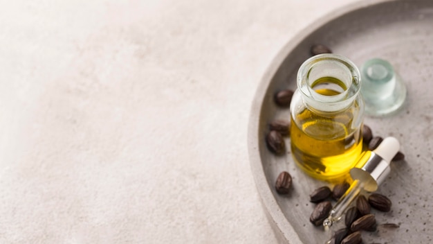 Composizione sana per il trattamento dell'olio di jojoba