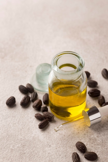 Composizione sana per il trattamento dell'olio di jojoba