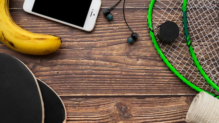 Foto gratuito composizione sportiva con elementi moderni