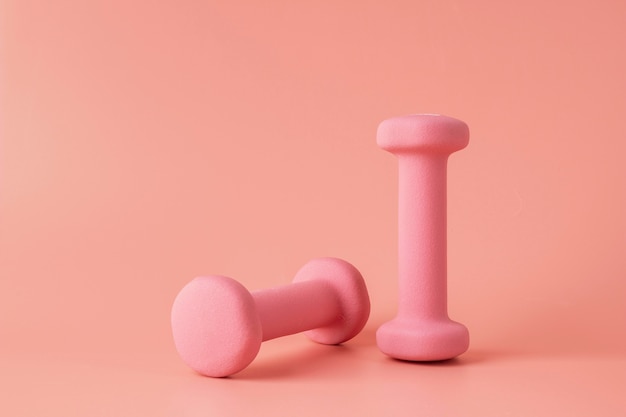 Composizione sportiva in stile minimal