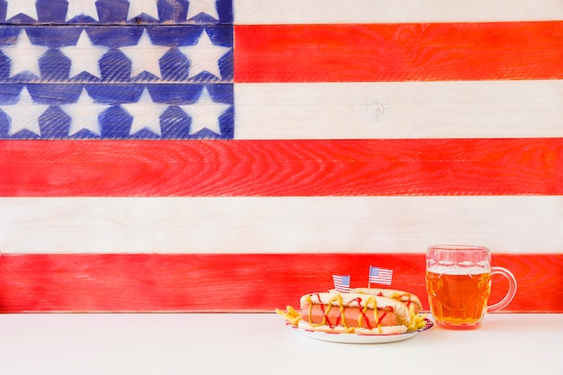 Concetto americano degli alimenti a rapida preparazione con l&#39;hot dog