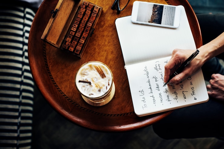 Foto gratuito concetto di digital di dati di pianificazione della bevanda di rilassamento del caffè