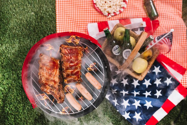 Concetto di festa dell&#39;indipendenza degli Stati Uniti con barbecue