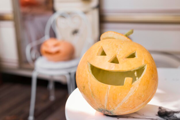 Concetto di Halloween con la zucca