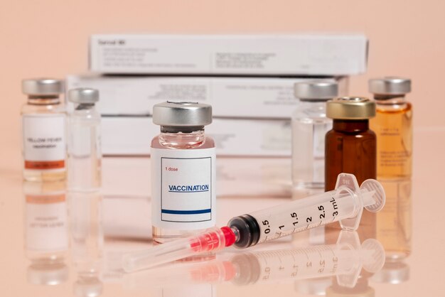 Concetto di vaccino contro la febbre gialla