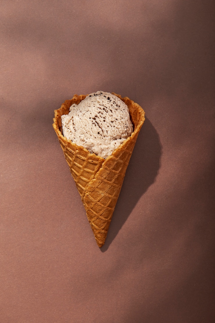 Foto gratuito cono gelato vista dall&#39;alto