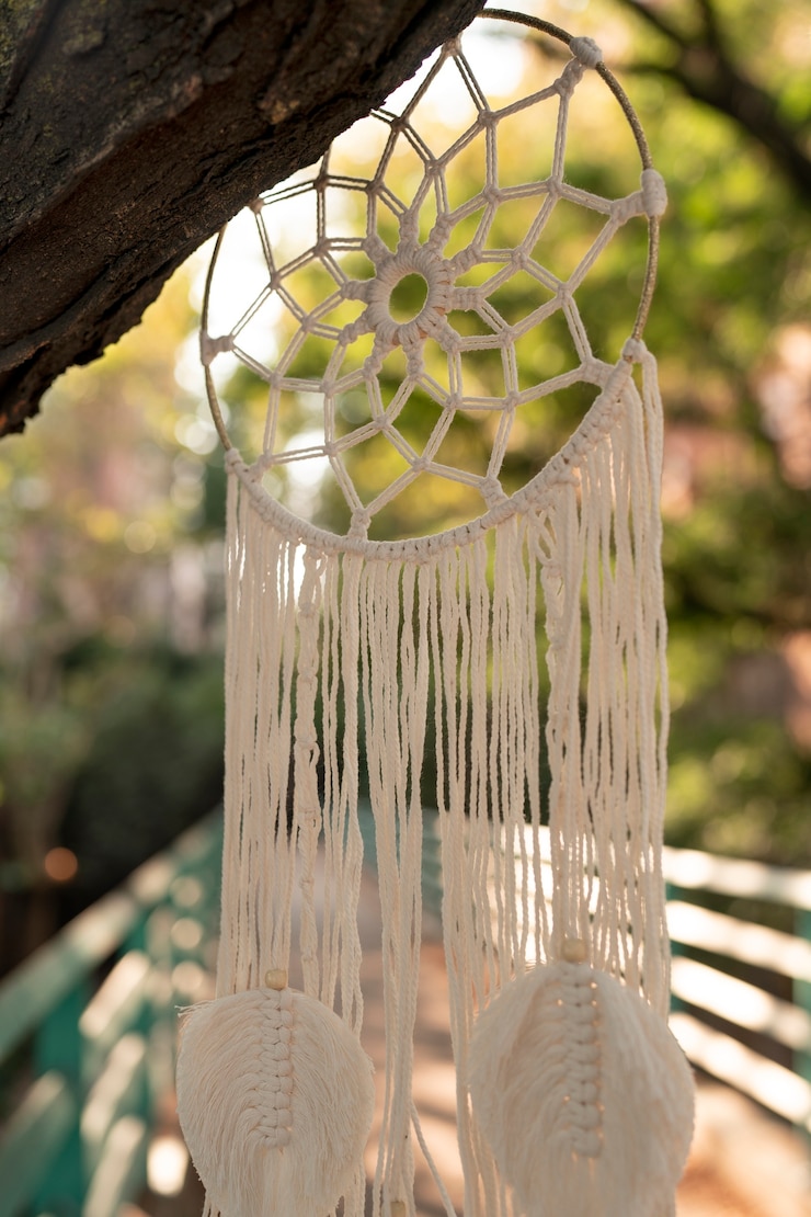 Foto gratuito cool dream catcher all'aperto