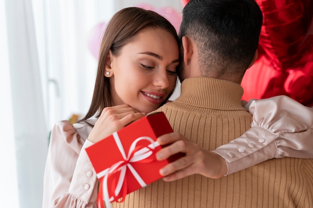 Coppia che si gode la festa di San Valentino