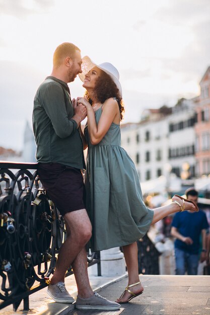 Coppia in luna di miele a Venezia