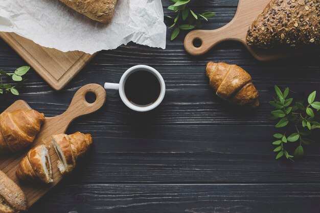 Cornetti e caffè per colazione