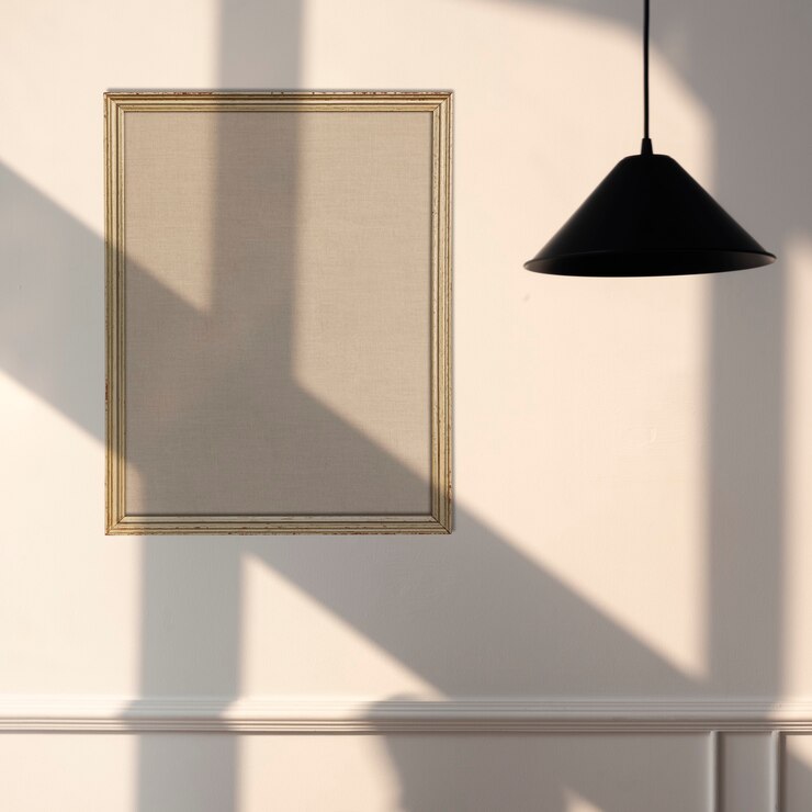 Foto gratuito cornice appesa a una parete