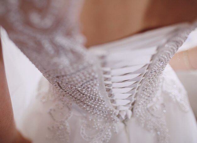 Corsetto di abito da sposa