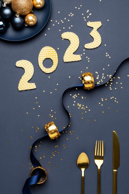Cracker per la celebrazione del nuovo anno piatto