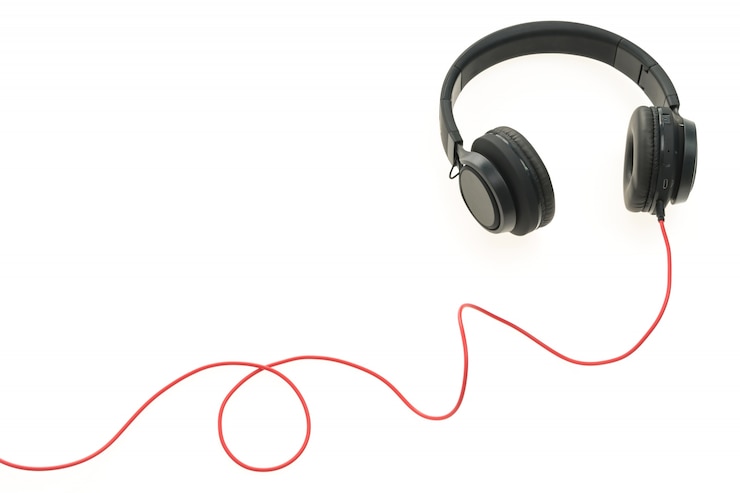 Foto gratuito cuffie audio per ascoltare