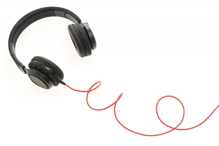 Foto gratuito cuffie audio per ascoltare