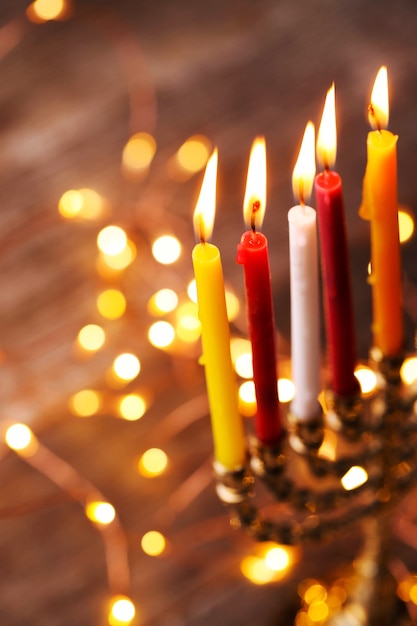 Decorazione Hanukkah con candele