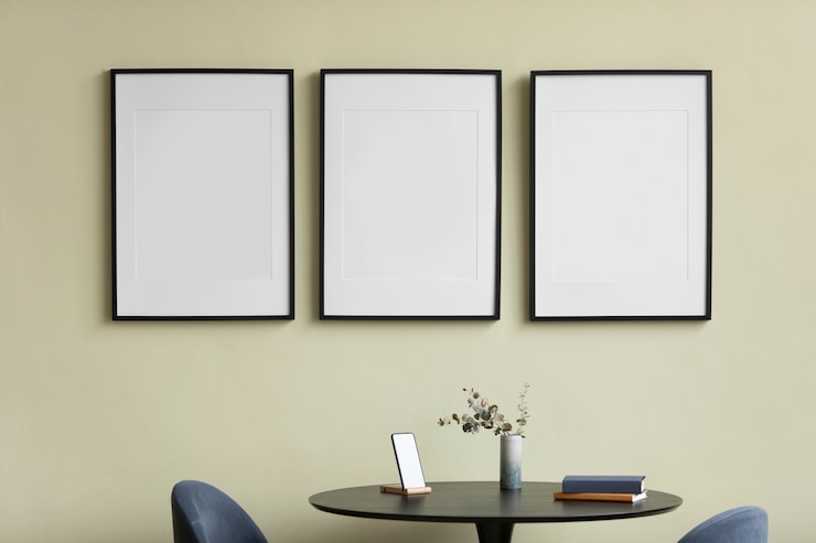 Foto gratuito decorazione interna con cornici per foto
