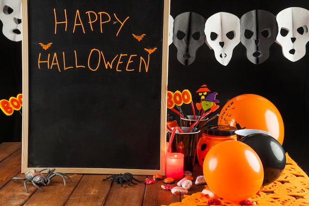 Decorazioni di Halloween con la lavagna