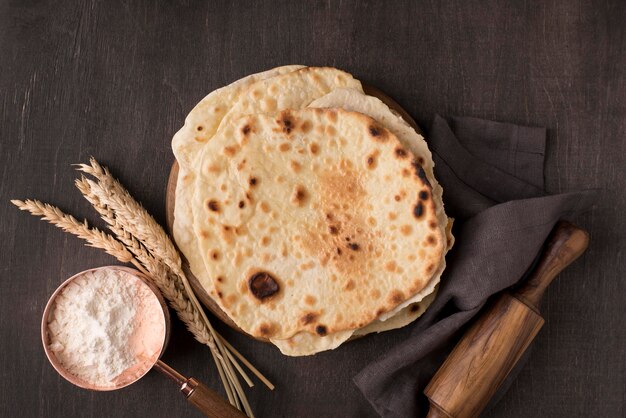 Deliziosa composizione di roti nutriente