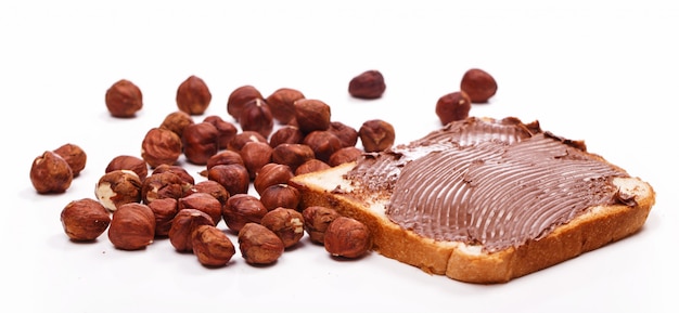 Deliziosa crema al cioccolato con toast