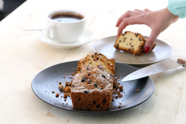 Deliziosa torta sul tavolo