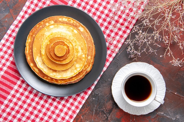 Delizioso dessert gustoso per la celebrazione