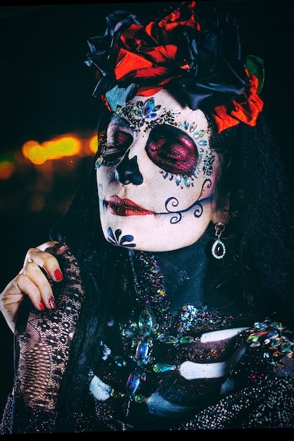 Dia de los muertos close-up ritratto di una giovane donna