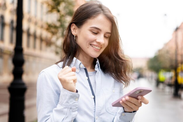 Dispositivo per tenere la donna a tiro medio