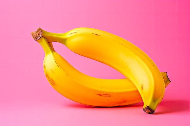 Disposizione di banane crude fresche