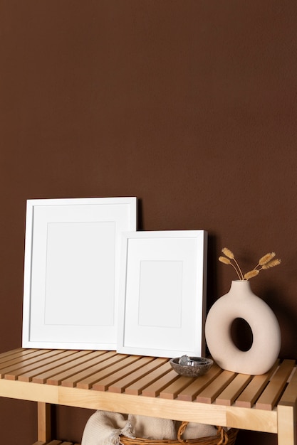 Disposizione di fotogrammi vuoti ad alto angolo