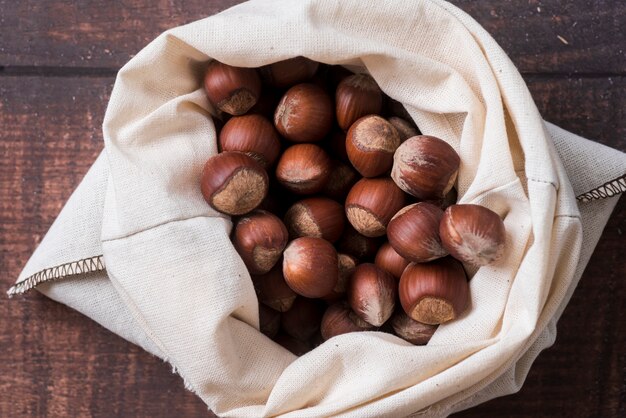 Disposizione piana della disposizione delle castagne