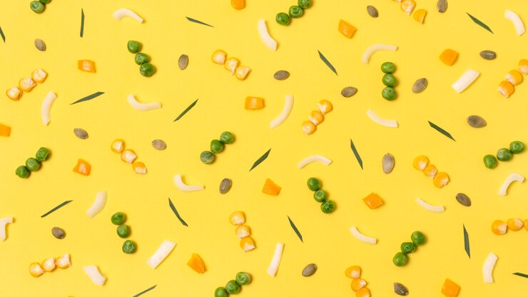 Foto gratuito disposizione piatta di deliziosi prodotti maturi
