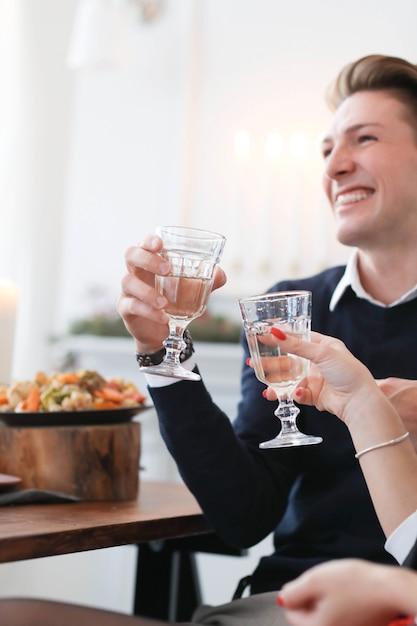 Divertirsi alla cena di Natale