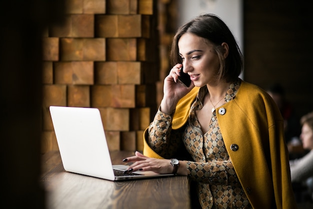 Donna d&#39;affari di lavoro