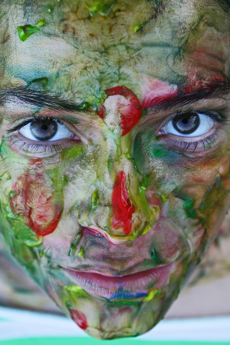 Foto gratuito donna faccia dipinta