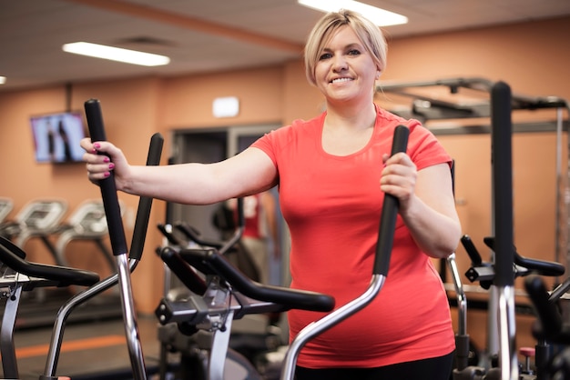 Donna in palestra