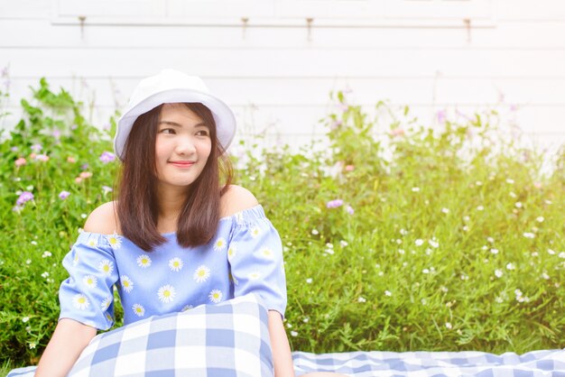 donna piano di ragazza stile di vita all&#39;aperto